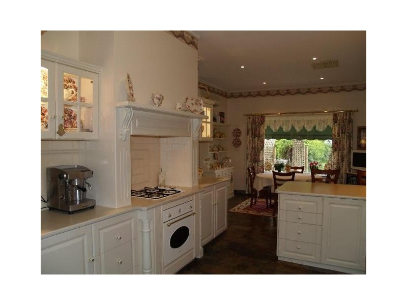 18 Dearman Road, Waikerie SA 5330