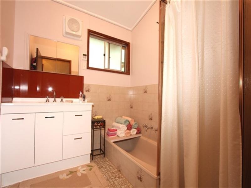 207 Rex Andrew Road, Waikerie SA 5330