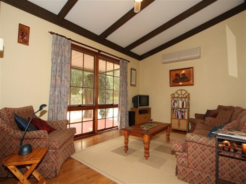 207 Rex Andrew Road, Waikerie SA 5330