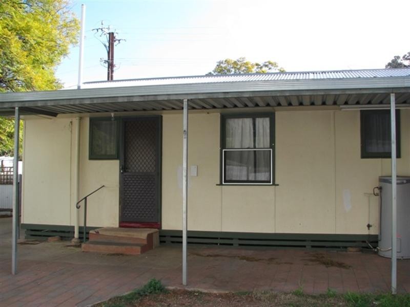 13 Strangman Road, Waikerie SA 5330