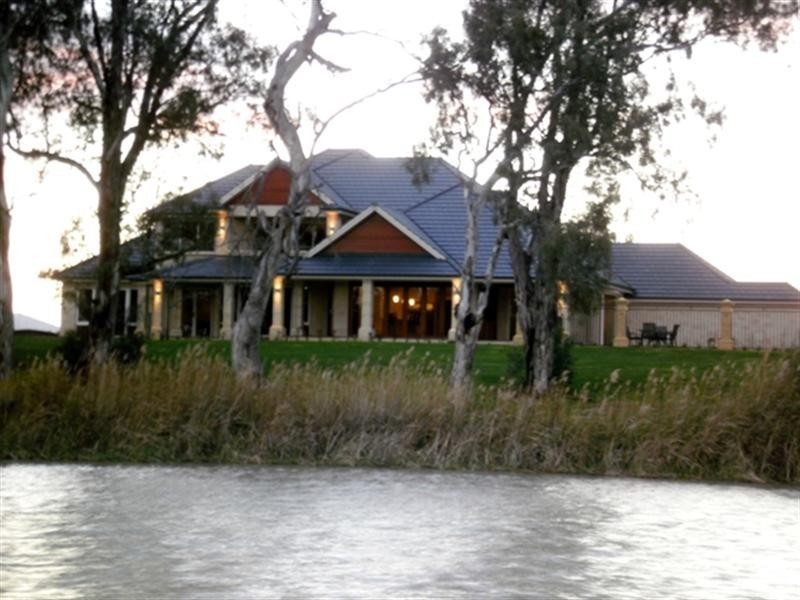 1 Ian Showell, Renmark SA 5341