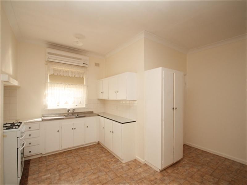 12 Trenaman Crescent, Berri SA 5343