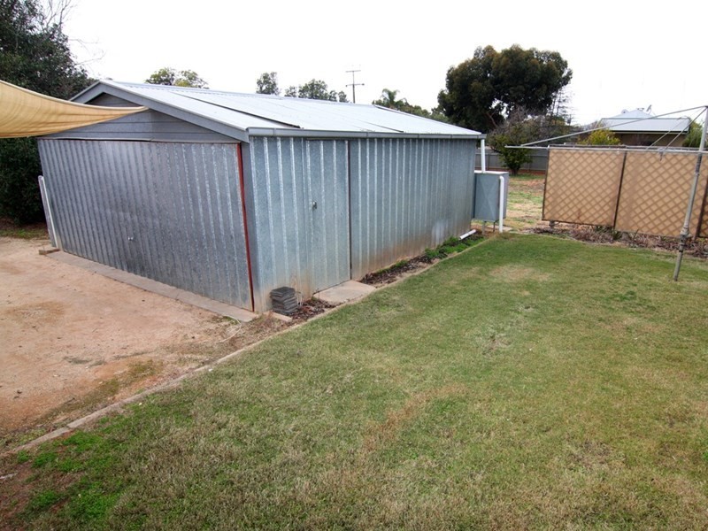 5 Eringa Avenue, Loxton SA 5333