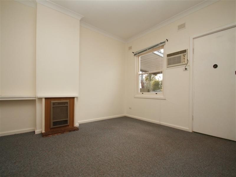 12 Trenaman Crescent, Berri SA 5343