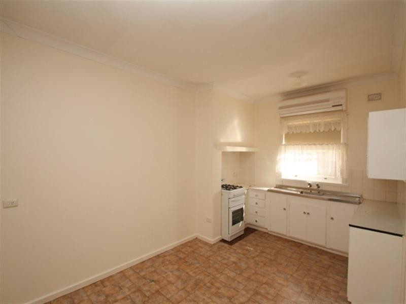 12 Trenaman Crescent, Berri SA 5343