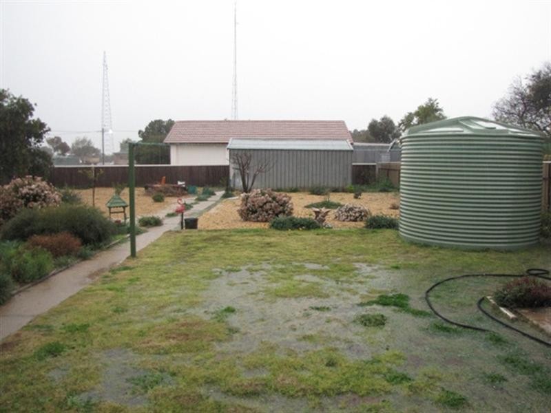 1 Hameister Avenue, Loxton SA 5333