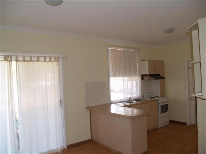 34 Isaacson Street, Waikerie SA 5330