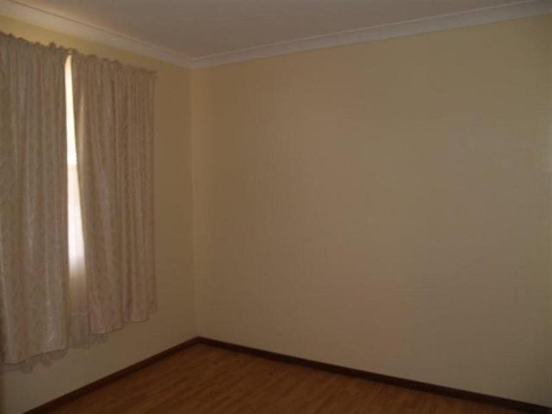 34 Isaacson Street, Waikerie SA 5330