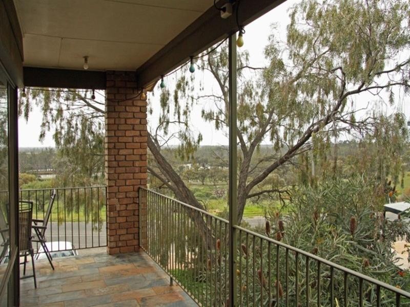 13 Thiele Avenue, Loxton SA 5333