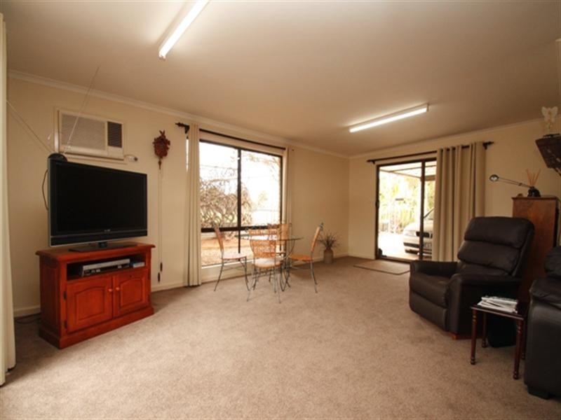 3 Middleton Road, Loxton SA 5333