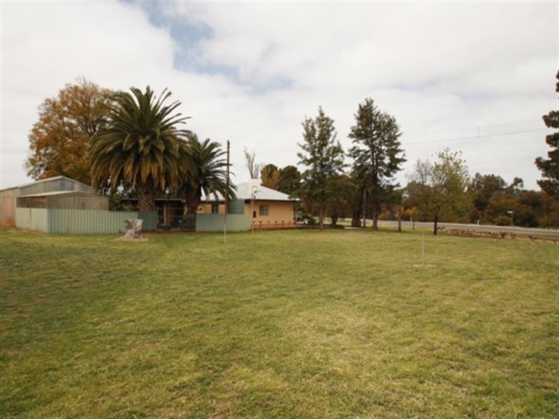 3 Middleton Road, Loxton SA 5333