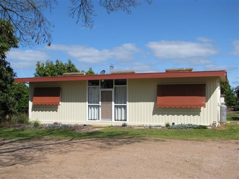 13a Blake Road, Waikerie SA 5330