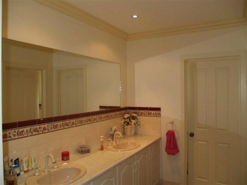 11 Fulwood Street, Waikerie SA 5330