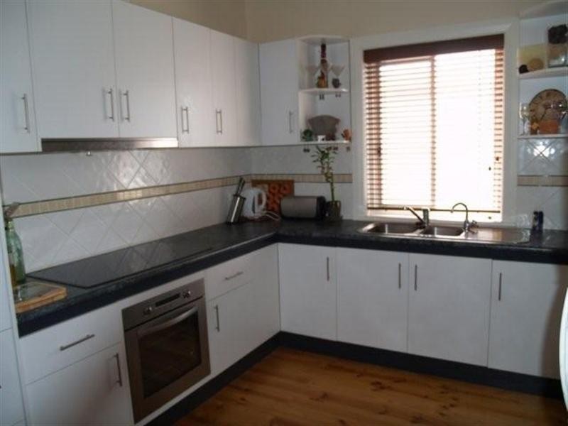 13 Heming Street, Waikerie SA 5330