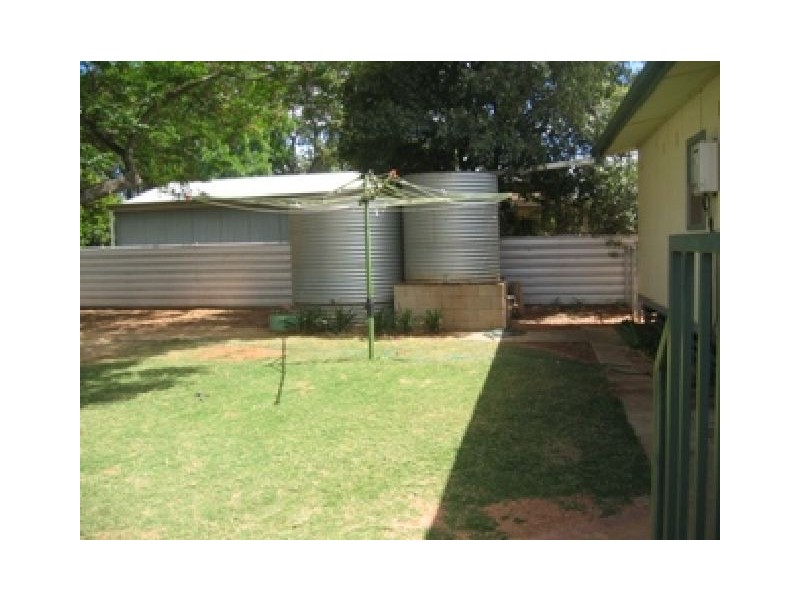 32 Colin Street, Loxton SA 5333