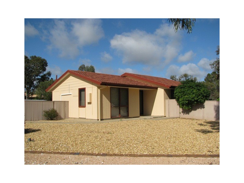 5 Tiller Crescent, Waikerie SA 5330