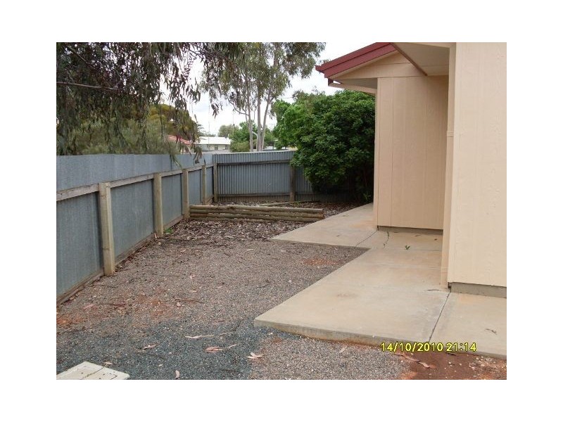 5 Tiller Crescent, Waikerie SA 5330