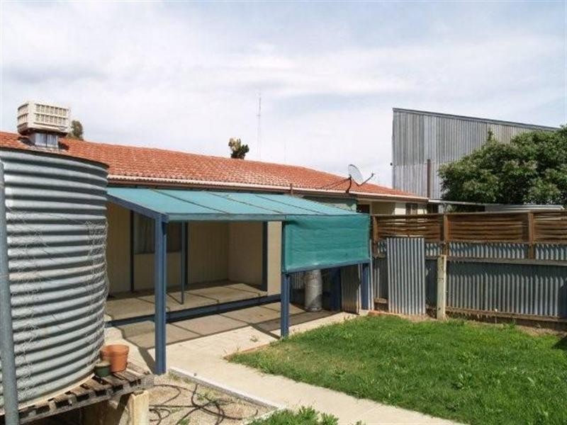 3 Civic Avenue, Waikerie SA 5330