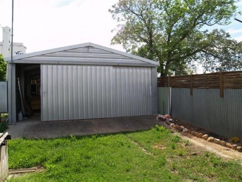 3 Civic Avenue, Waikerie SA 5330