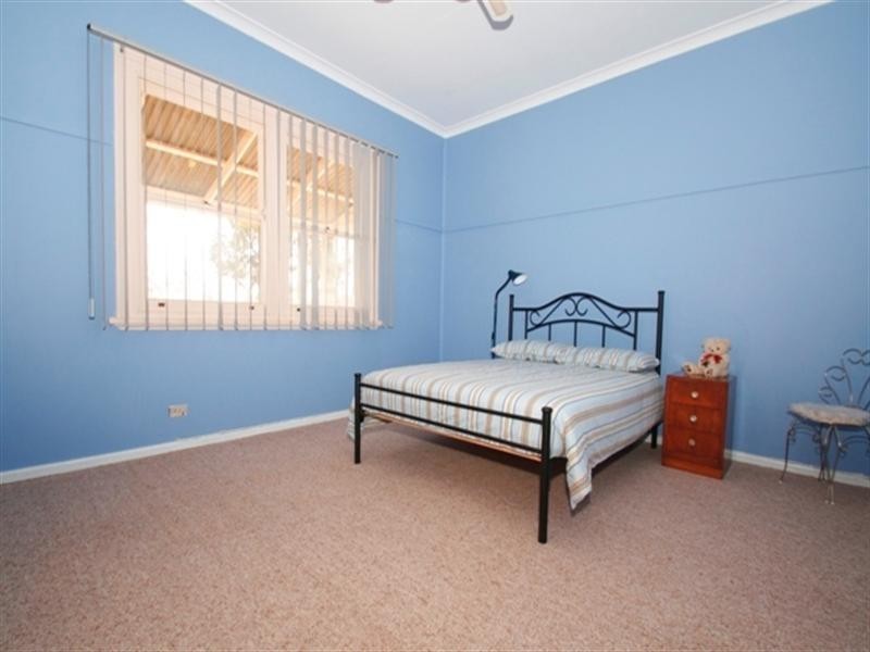 96 Drummond Avenue, Loxton SA 5333