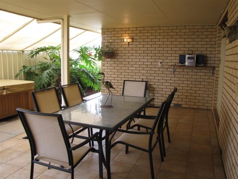 16 Jarvis Street, Berri SA 5343