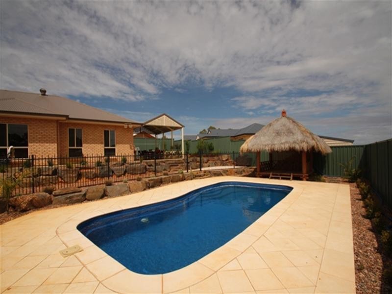 7a McEwen Drive, Loxton SA 5333