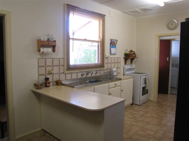 17 Anderson Street, Barmera SA 5345