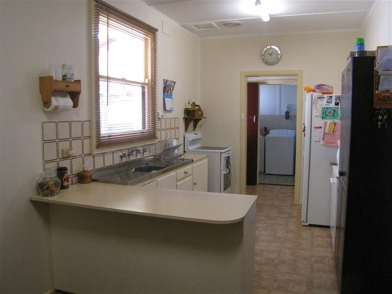 17 Anderson Street, Barmera SA 5345