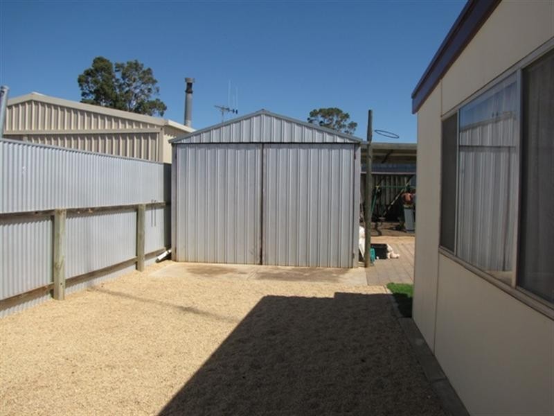 17 Anderson Street, Barmera SA 5345
