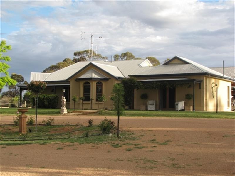 Sec 438 Distillery Road, Monash SA 5342