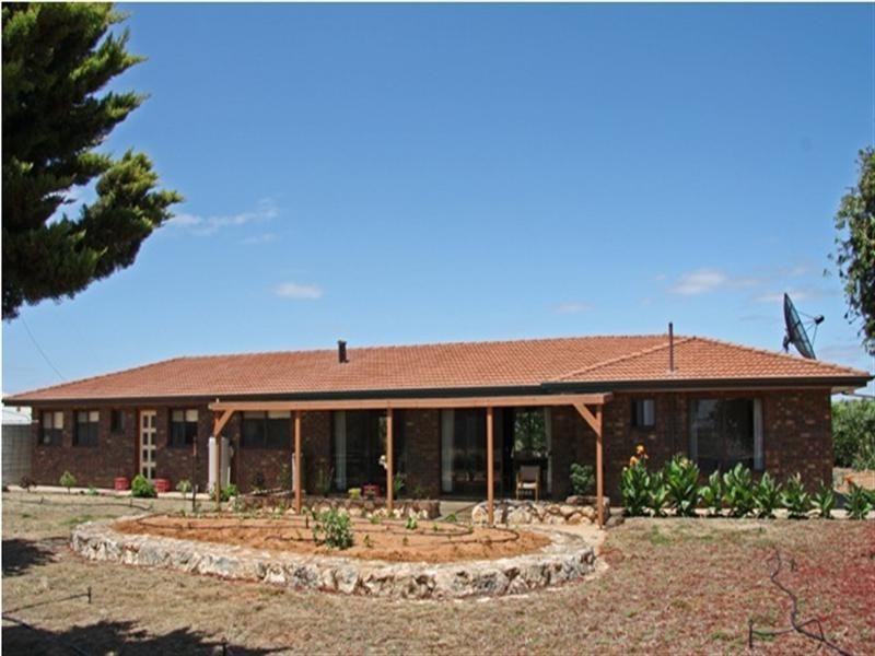 206, 214, 215 Hdrd of Nildottie, Swan Reach SA 5354