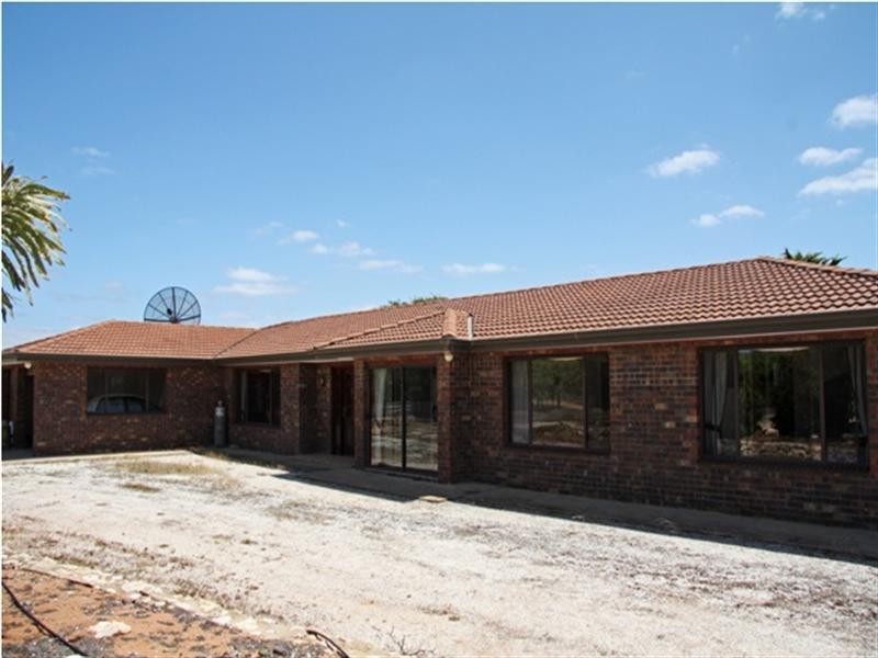 206, 214, 215 Hdrd of Nildottie, Swan Reach SA 5354