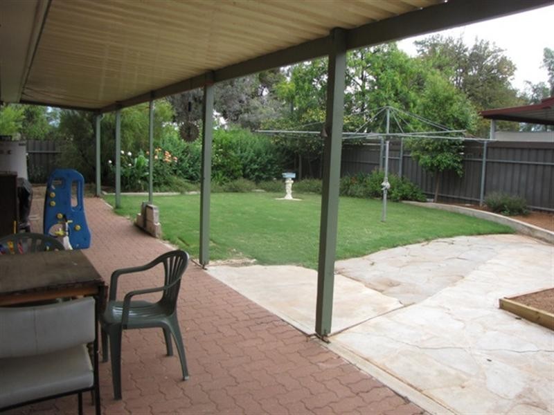 1 Malaga Terrace, Berri SA 5343