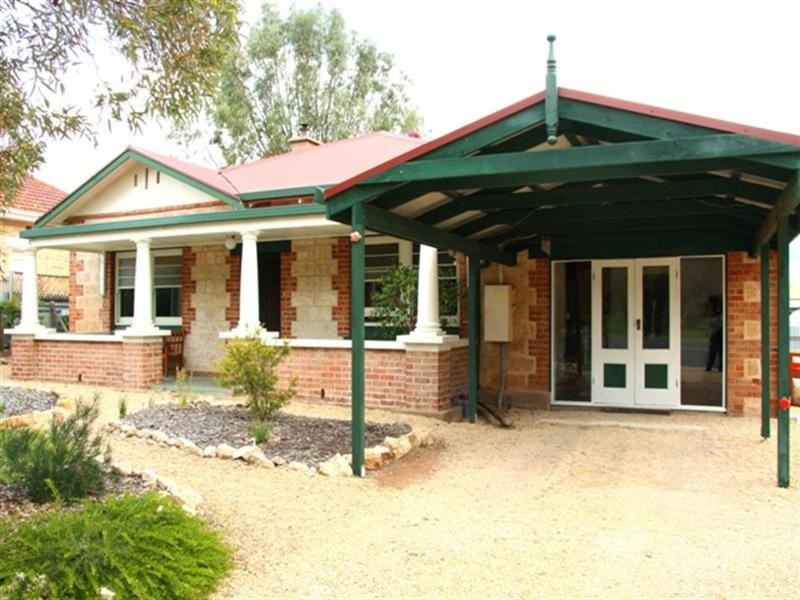 21 Peake Terrace, Waikerie SA 5330