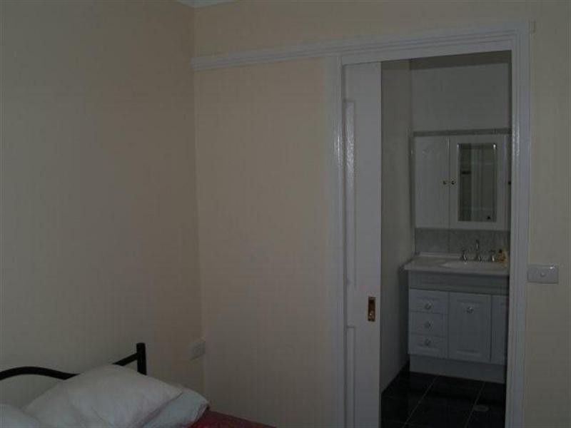 HOUSEBOAT The Cod Father, Waikerie SA 5330