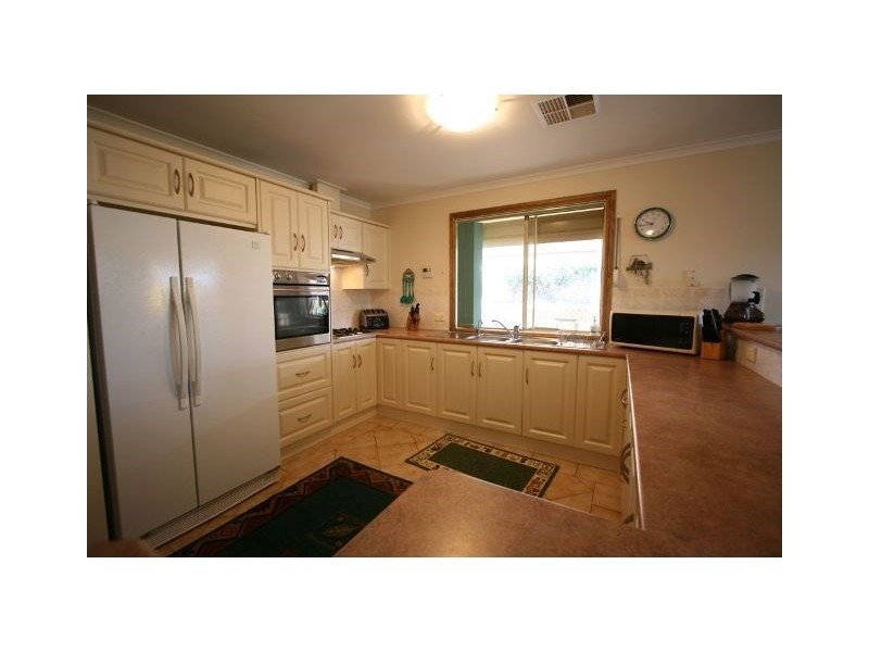 14 McLean Street, Berri SA 5343