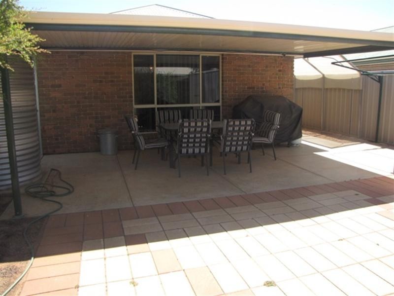 3b Hart Street, Berri SA 5343