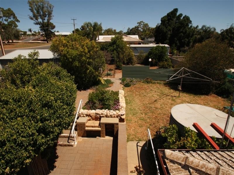 9 Hilltop Drive, Loxton SA 5333