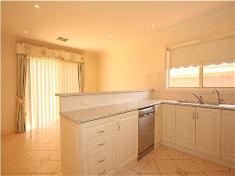 48 Nalara Avenue, Loxton SA 5333