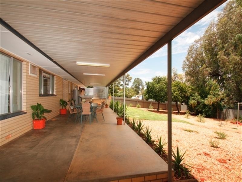 8 Aitken Street, Berri SA 5343