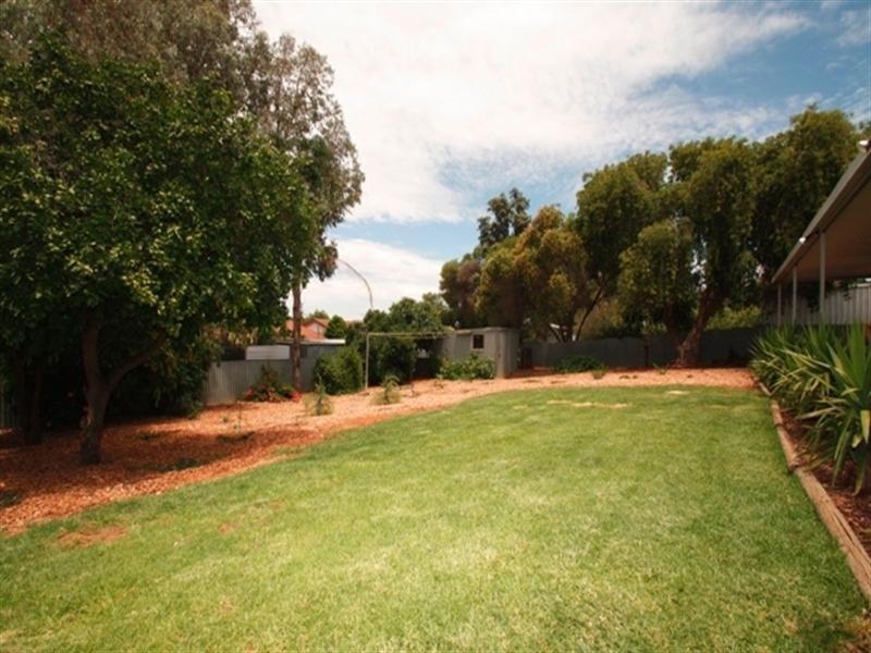 8 Aitken Street, Berri SA 5343