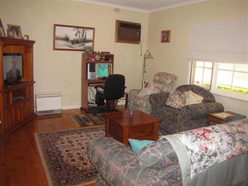 24 McGilton Road, Berri SA 5343