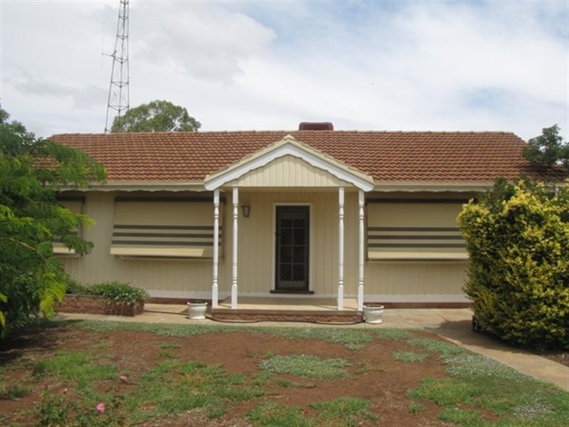 24 McGilton Road, Berri SA 5343