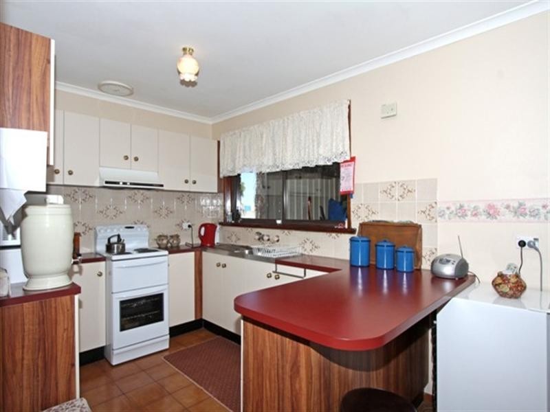 21 Barker Street, Loxton SA 5333