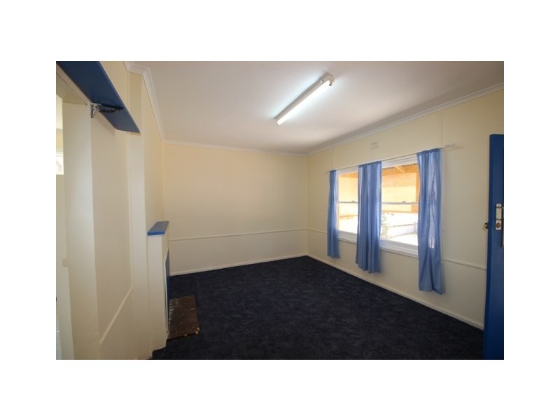 13 Andrew Street, Waikerie SA 5330