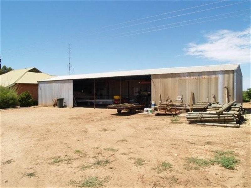 71 Ballantine Road, Waikerie SA 5330