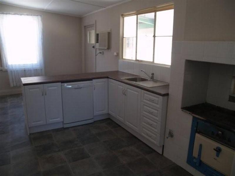 1 Kirby Street, Waikerie SA 5330