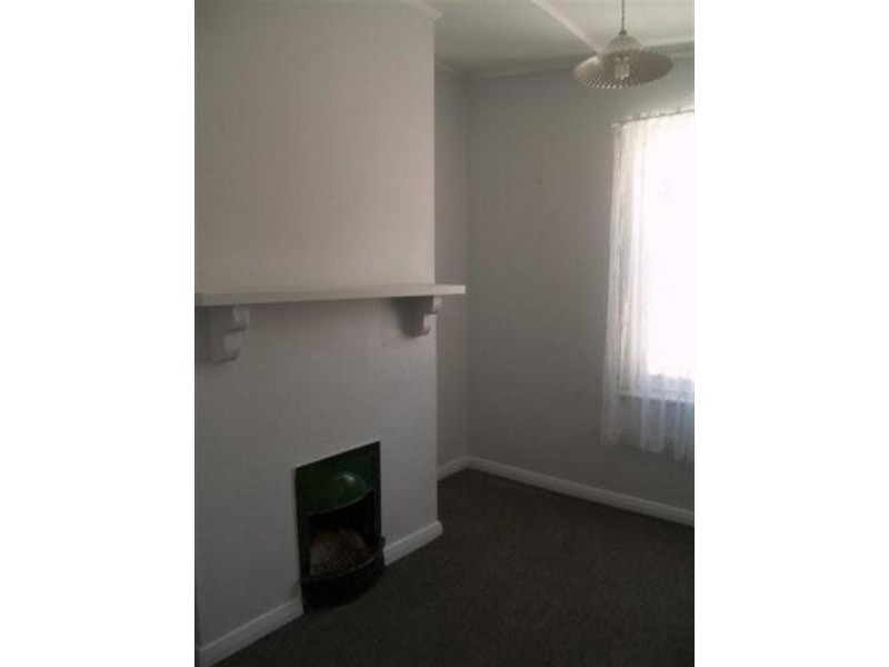 1 Kirby Street, Waikerie SA 5330