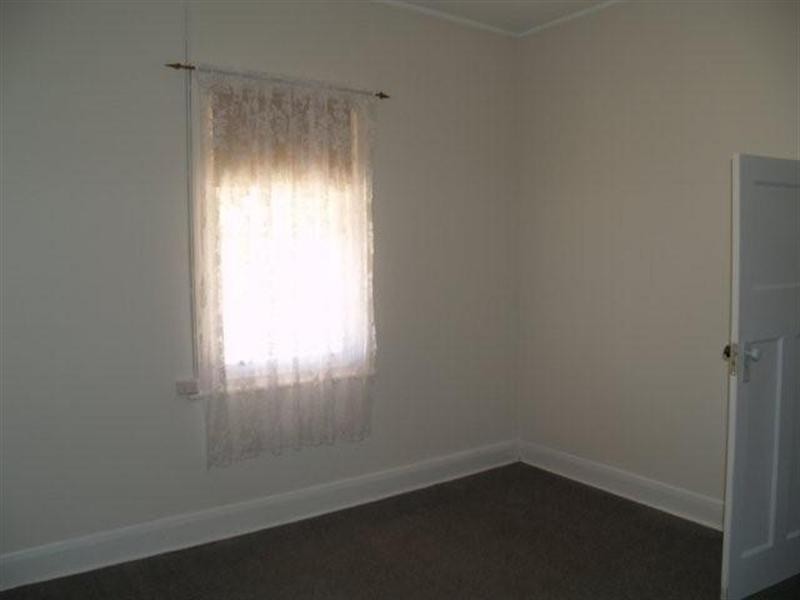 1 Kirby Street, Waikerie SA 5330