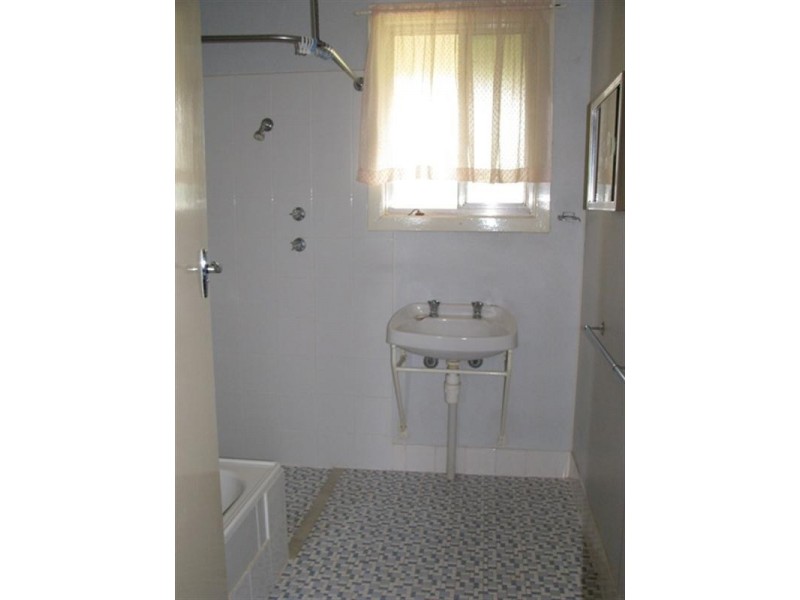 9 Civic Avenue, Waikerie SA 5330